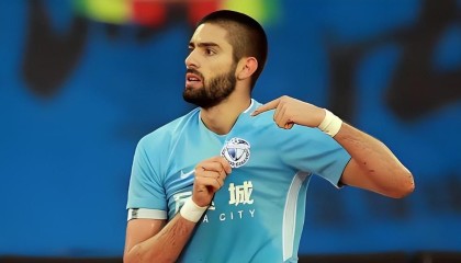 大连英博外援补强又有新大鱼，已报价150万欧求购心仪之人